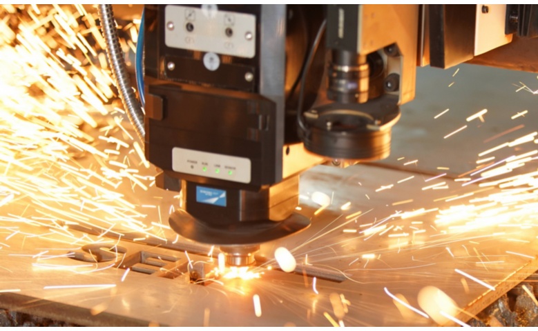 皮秒激光切割機為什么更適合藍寶石/玻璃？